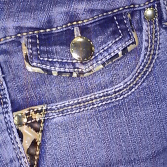 Cache Bootcut Jeans - Picture 5 of 7